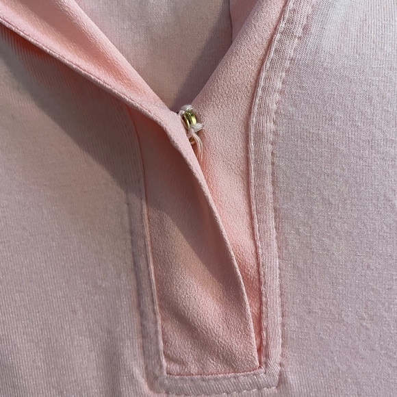 Calvin Klein Sleeveless Peachy Blouse V Neck Light Weight Pockets - Picture 2 of 6